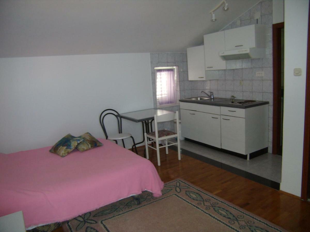 Apartment Zelencic Kali Ngoại thất bức ảnh